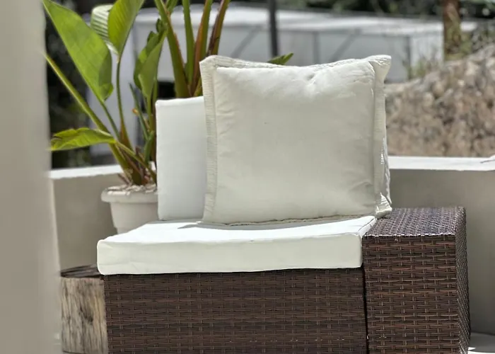 Petra Maris Bed & Breakfast 4*