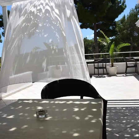 Petra Maris Bed & Breakfast 3*