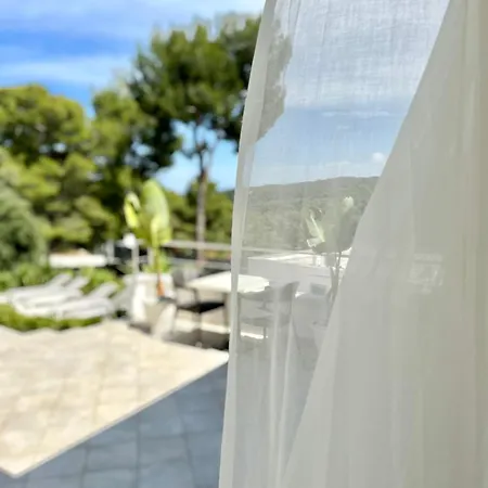 Bed & Breakfast Petra Maris 3*