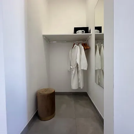 فندق مبيت وإفطار Petra Maris 4*