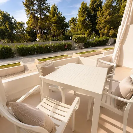 Bed & Breakfast Petra Maris 4*