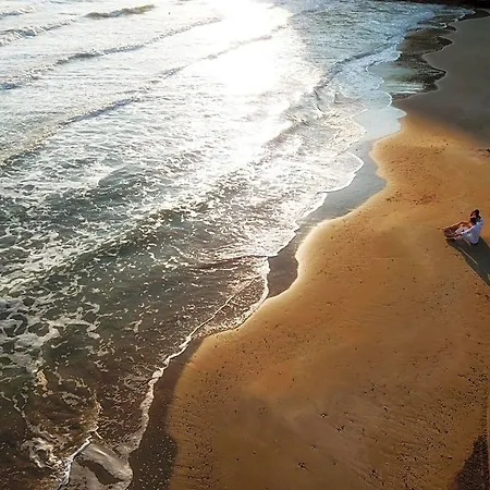 Petra Maris לינה וארוחת בוקר 4*